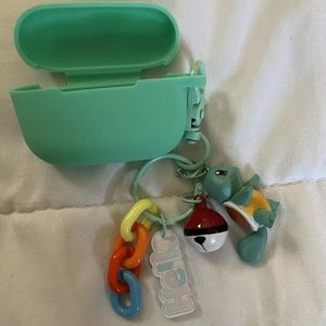 Pokémon Squirtle AirPods Pro Case